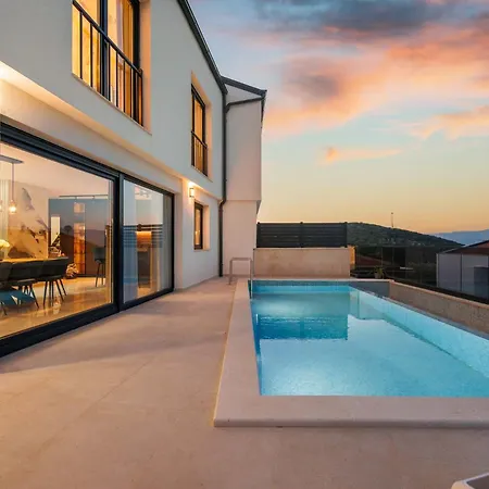 Hillside * Vrbnik (Primorje-Gorski Kotar)