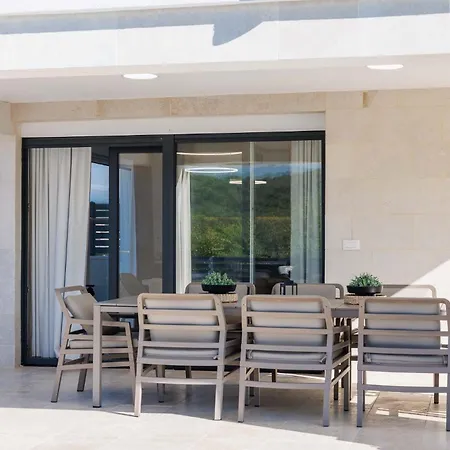 Hillside Villa Vrbnik (Primorje-Gorski Kotar)