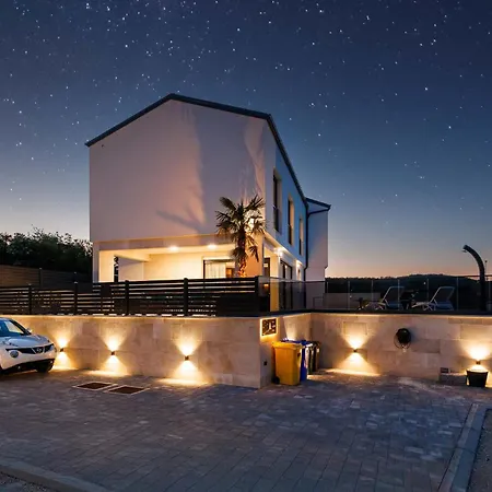 Hillside Villa