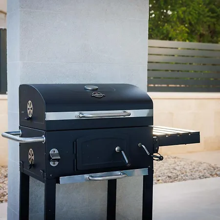 Hillside Vrbnik (Primorje-Gorski Kotar)