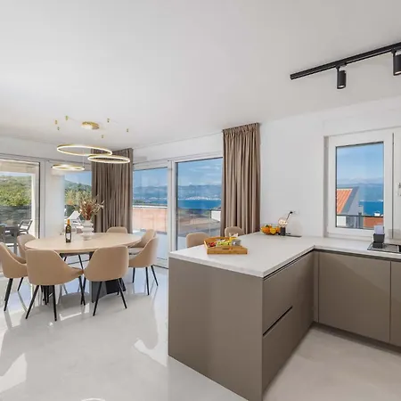 Hillside Villa Vrbnik (Primorje-Gorski Kotar)