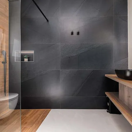 Hillside * Врбник