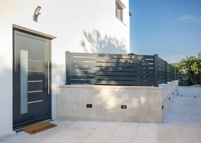 Hillside 비르브닉